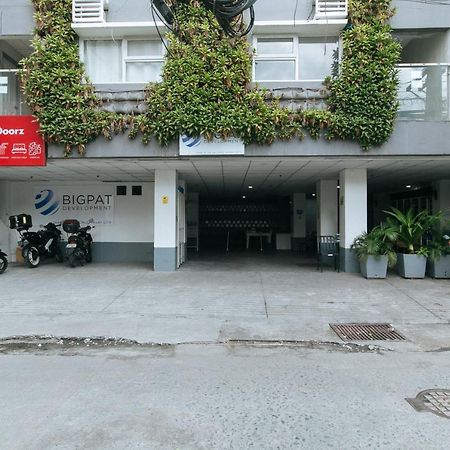 Reddoorz At Pasay Centrale Hotel Exterior photo